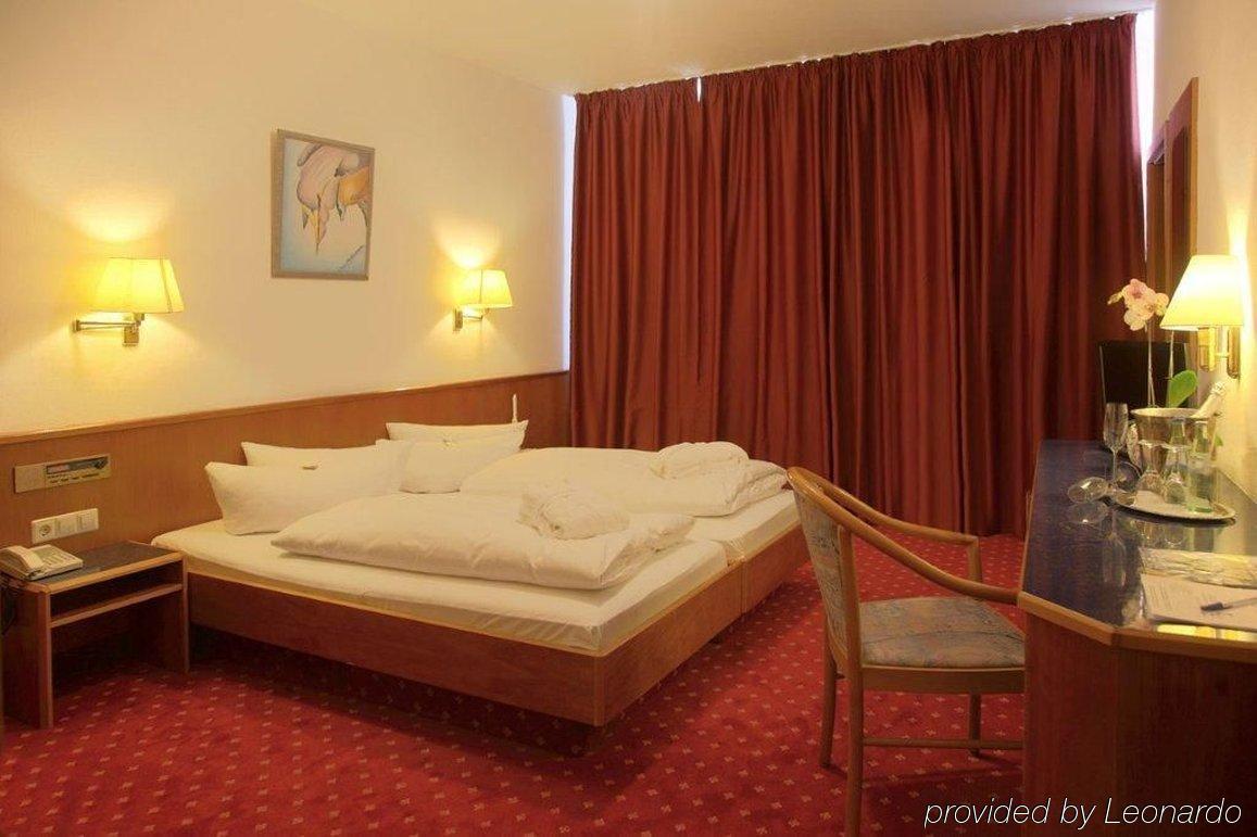 Hotel Astoria Лайпциг Стая снимка