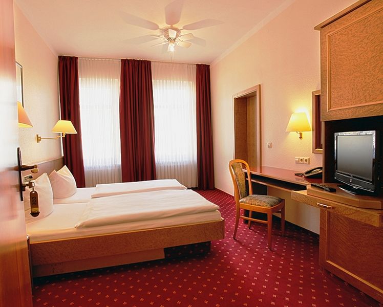 Hotel Astoria Лайпциг Екстериор снимка
